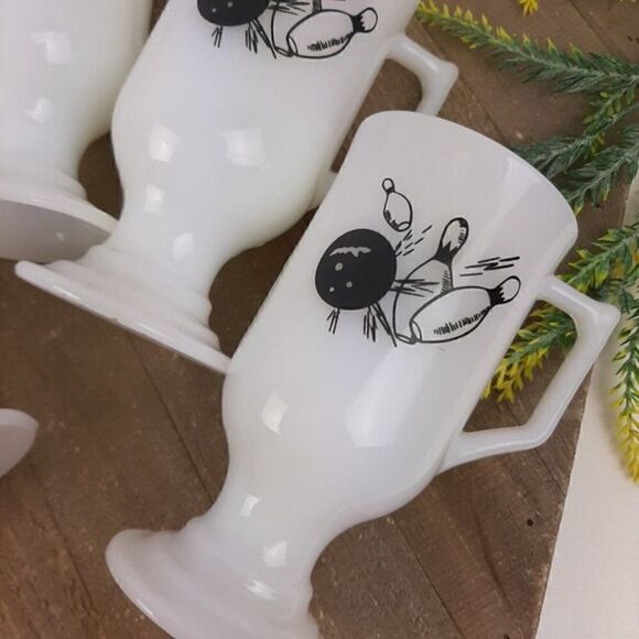 Milk glass Irish Coffee Cup bowling motif Mid century - Picture 5 of 7